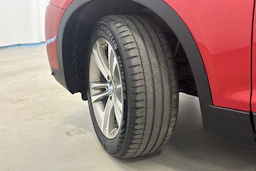 punainen BMW X4 2015 kuva 10.