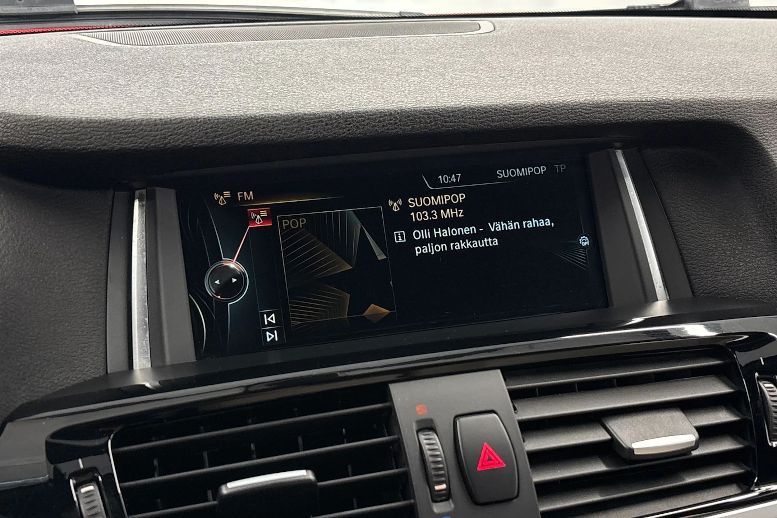 punainen BMW X4 2015 kuva 15.