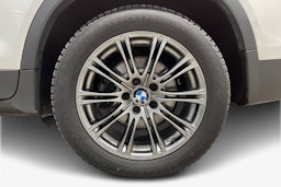 Valkoinen BMW X4 2016 kuva 9.