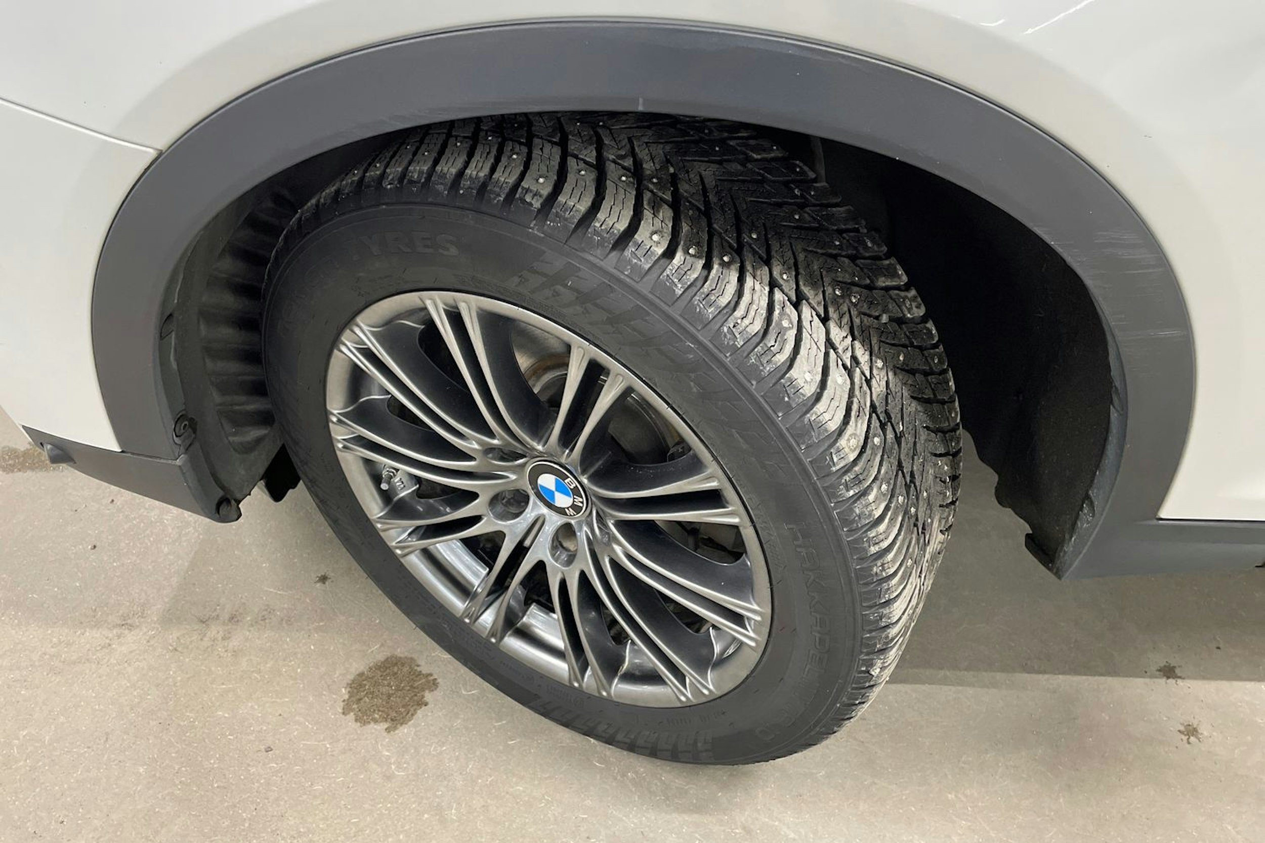 Valkoinen BMW X4 2016 kuva 10.