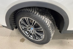 Valkoinen BMW X4 2016 kuva 10.