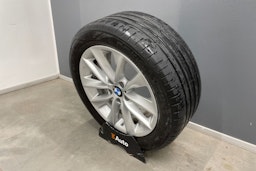 Valkoinen BMW X4 2016 kuva 11.