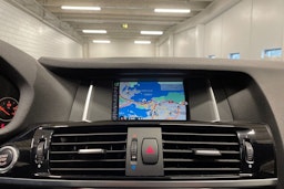 Valkoinen BMW X4 2016 kuva 16.