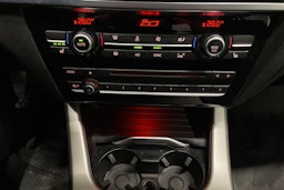 Valkoinen BMW X4 2016 kuva 18.