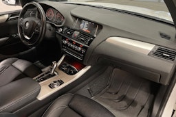 Valkoinen BMW X4 2016 kuva 26.