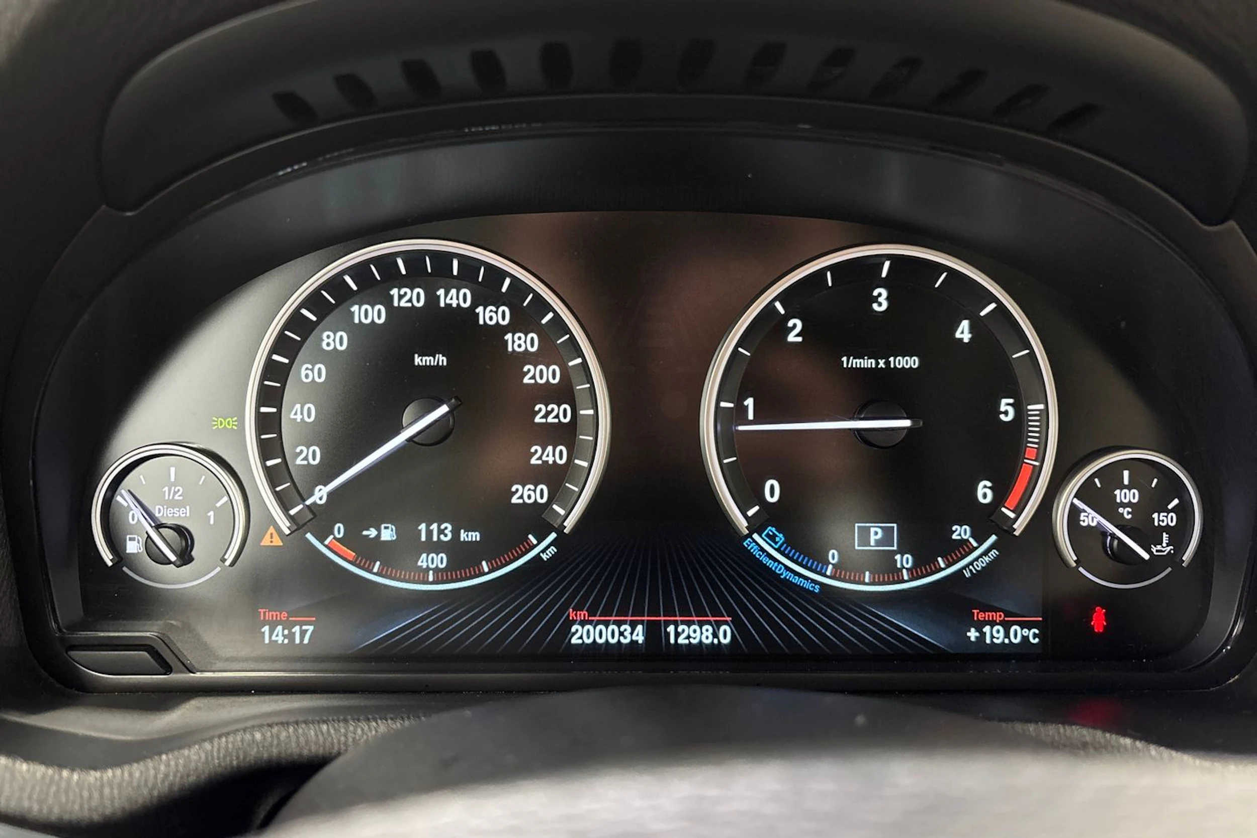 harmaa BMW X4 2016 kuva 17.