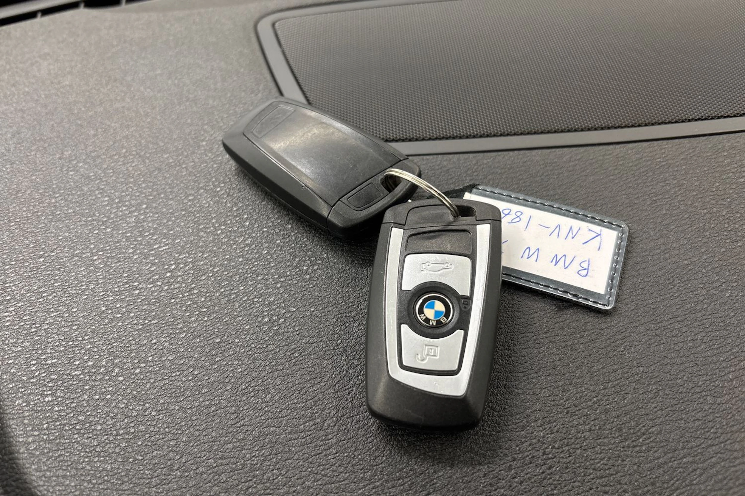 harmaa BMW X4 2016 kuva 21.