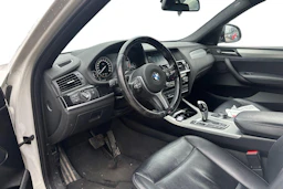 valkoinen BMW X4 2016 kuva 3.