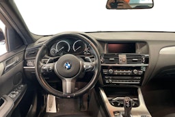 valkoinen BMW X4 2016 kuva 3.