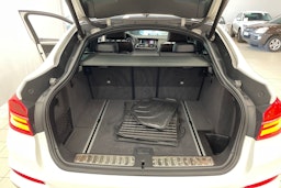 valkoinen BMW X4 2016 kuva 22.