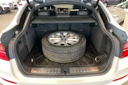 Valkoinen BMW X4 2016 kuva 15.