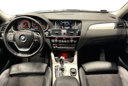 Musta BMW X4 2017 kuva 9.
