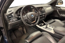 sininen BMW X4 2017 kuva 6.