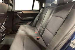 sininen BMW X4 2017 kuva 8.