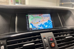 sininen BMW X4 2017 kuva 17.