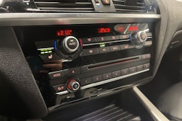 sininen BMW X4 2017 kuva 19.