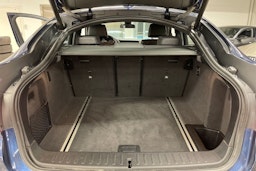 sininen BMW X4 2017 kuva 23.