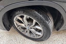 musta BMW X4 2019 kuva 13.