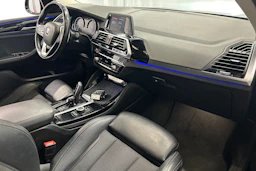 musta BMW X4 2019 kuva 12.
