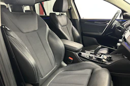 musta BMW X4 2019 kuva 13.