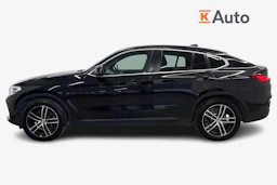 Musta BMW X4 2019 kuva 7.