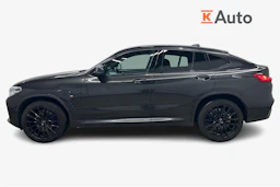 musta BMW X4 2020 kuva 7.