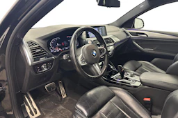 musta BMW X4 2020 kuva 8.