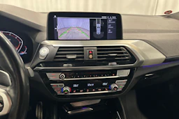musta BMW X4 2020 kuva 20.