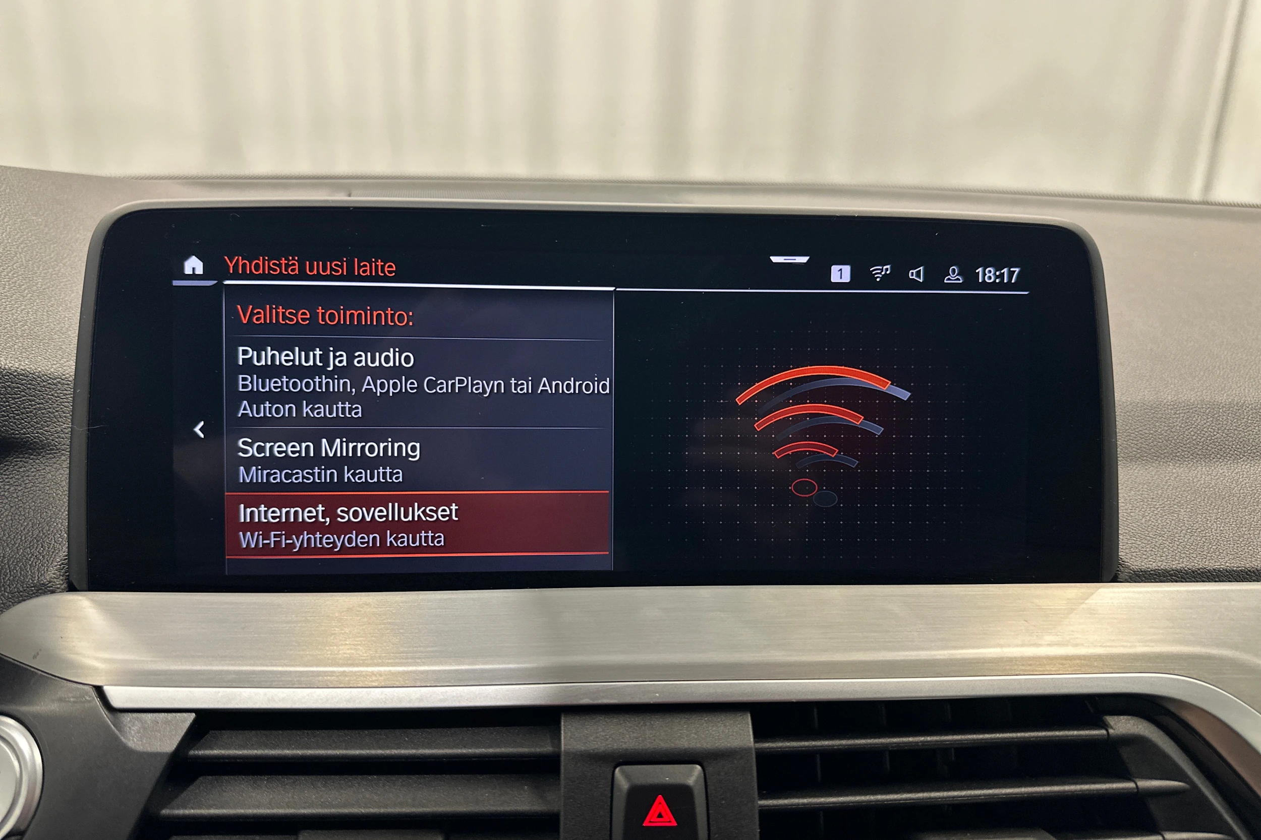 musta BMW X4 2020 kuva 24.