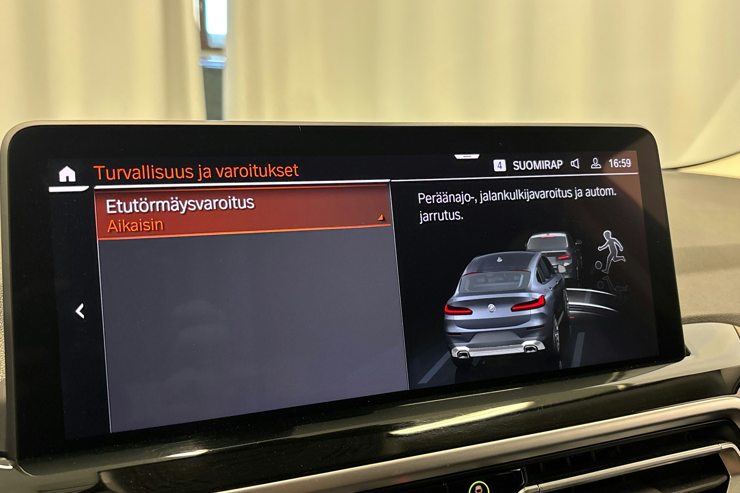 harmaa BMW X4 2022 kuva 25.