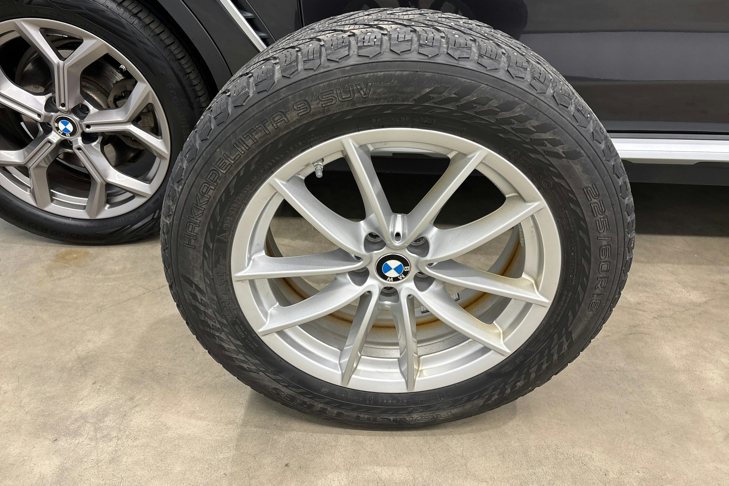 harmaa BMW X4 2022 kuva 38.