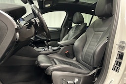 valkoinen BMW X4 2021 kuva 22.