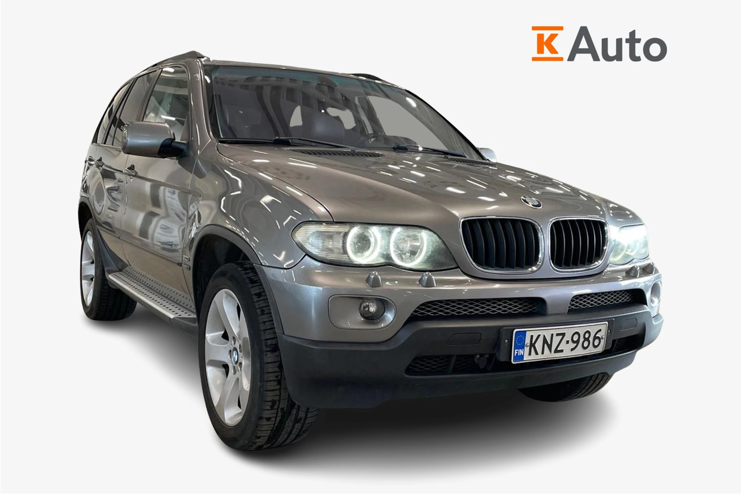 harmaa BMW X5 2004 kuva 1.