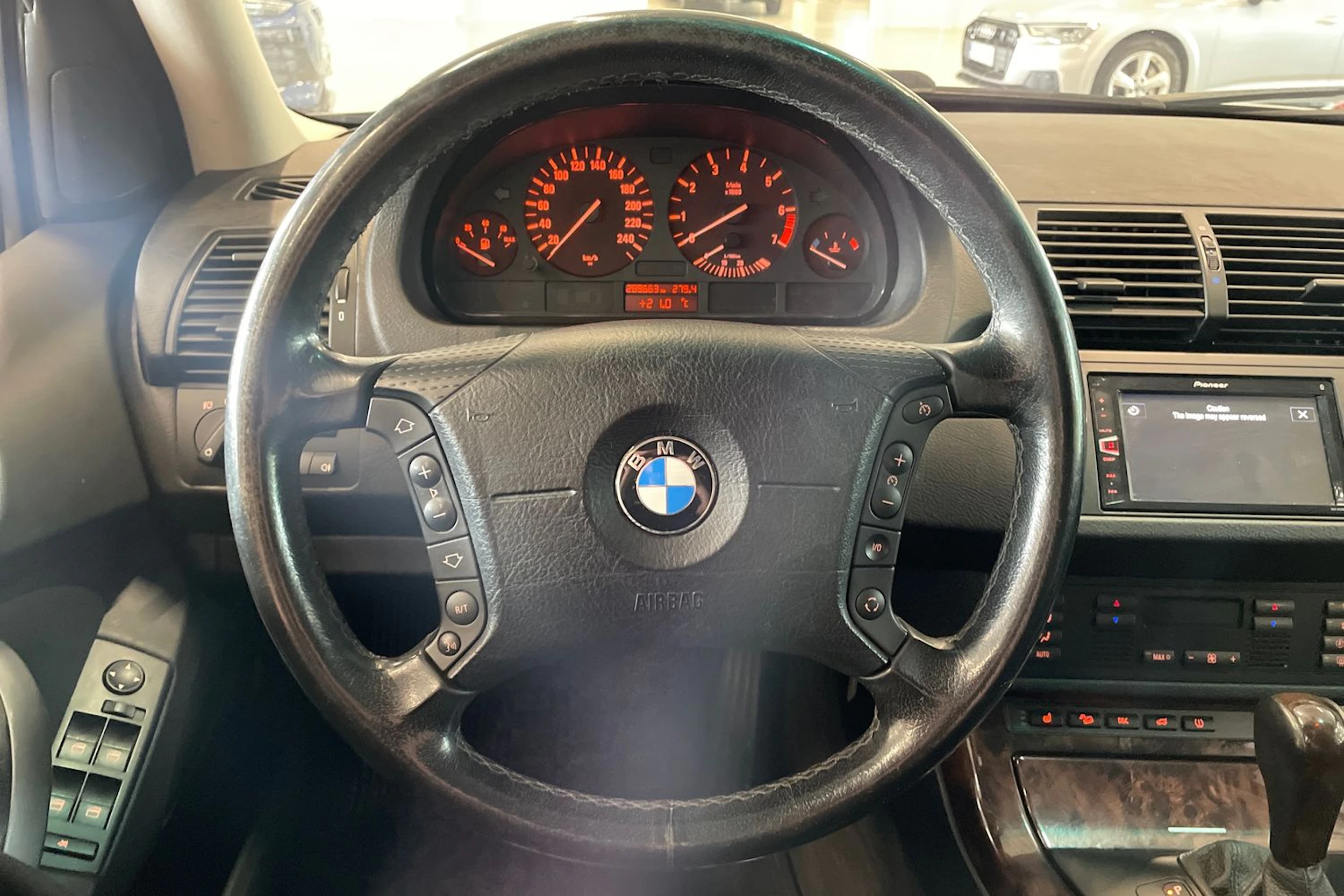 harmaa BMW X5 2004 kuva 12.