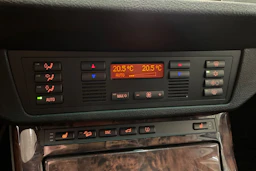 harmaa BMW X5 2004 kuva 18.