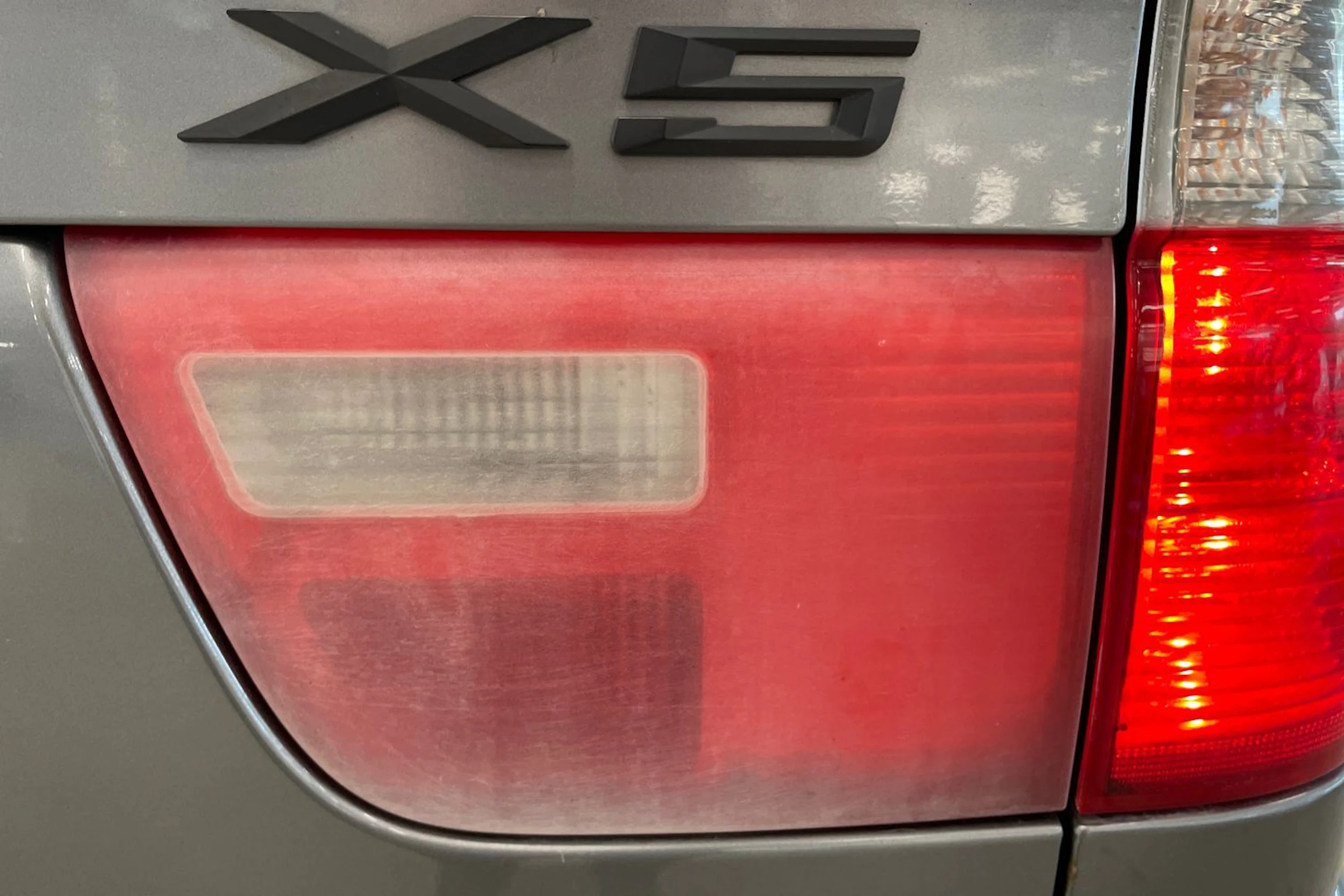 harmaa BMW X5 2004 kuva 26.