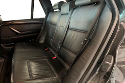 Musta BMW X5 2005 kuva 8.