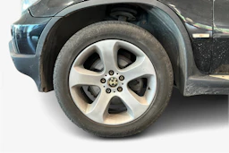 Musta BMW X5 2005 kuva 9.