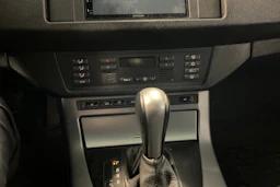 Musta BMW X5 2005 kuva 14.