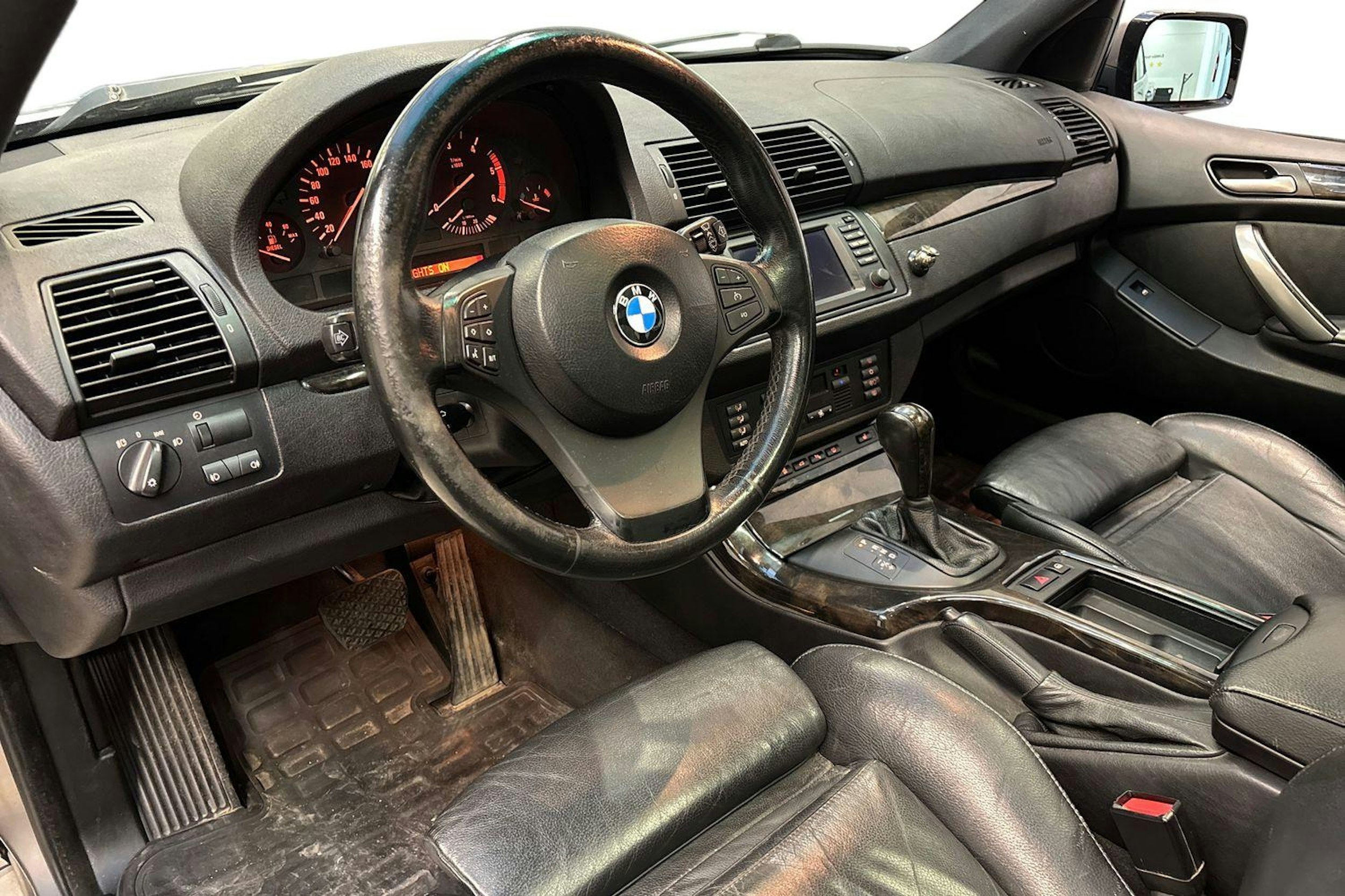 Harmaa BMW X5 2005 kuva 7.