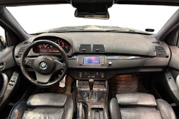 Harmaa BMW X5 2005 kuva 9.