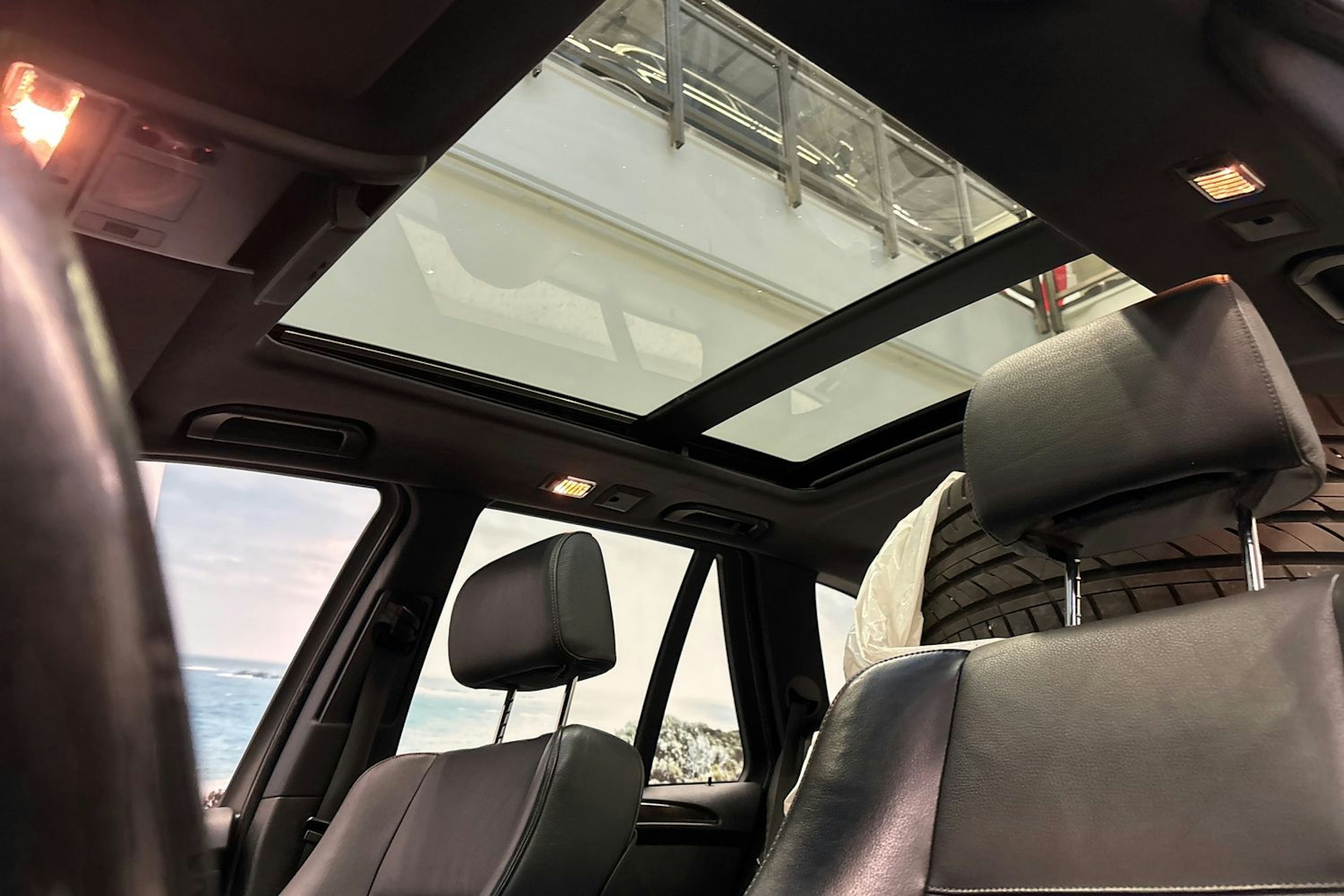 Harmaa BMW X5 2005 kuva 16.