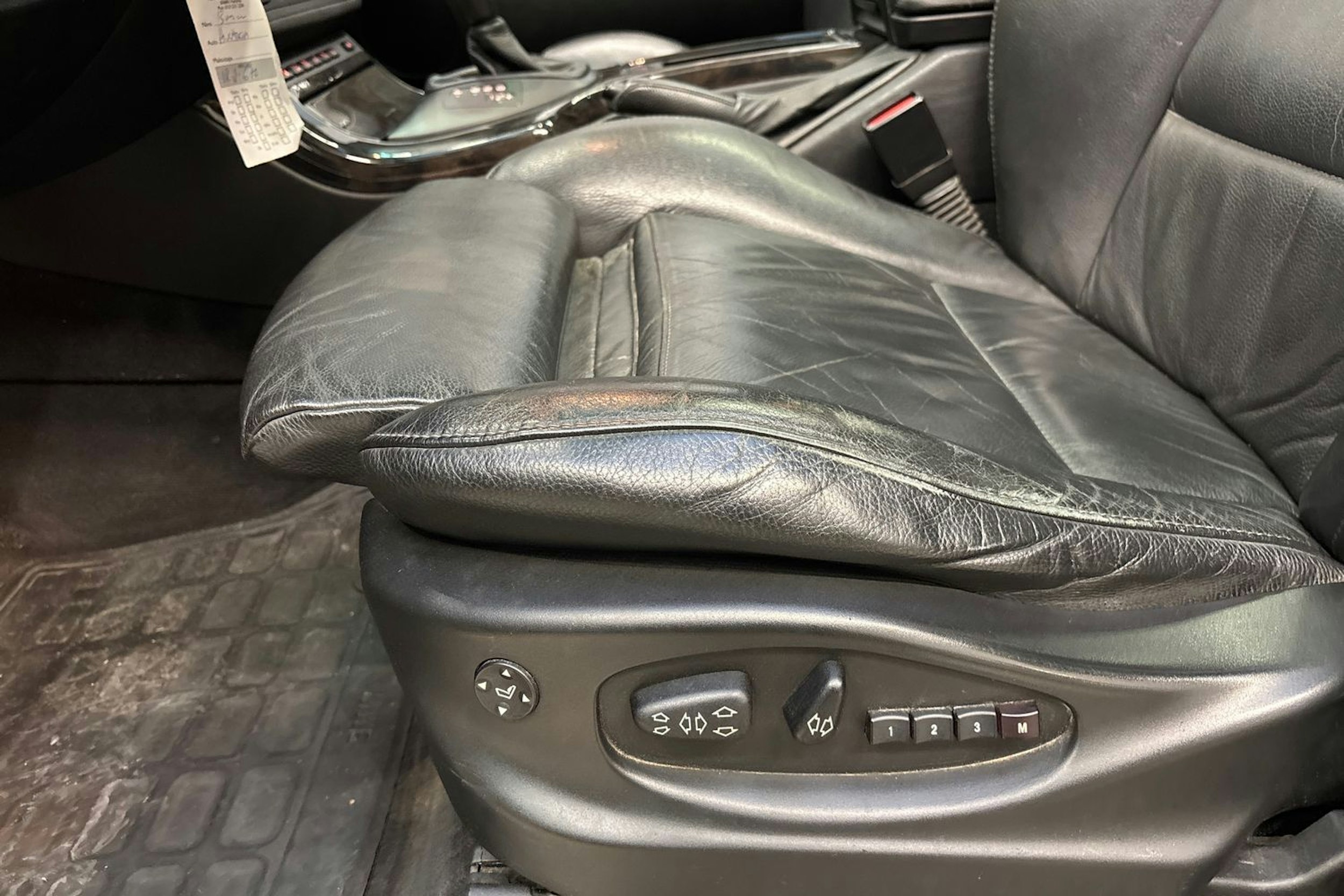 Harmaa BMW X5 2005 kuva 17.