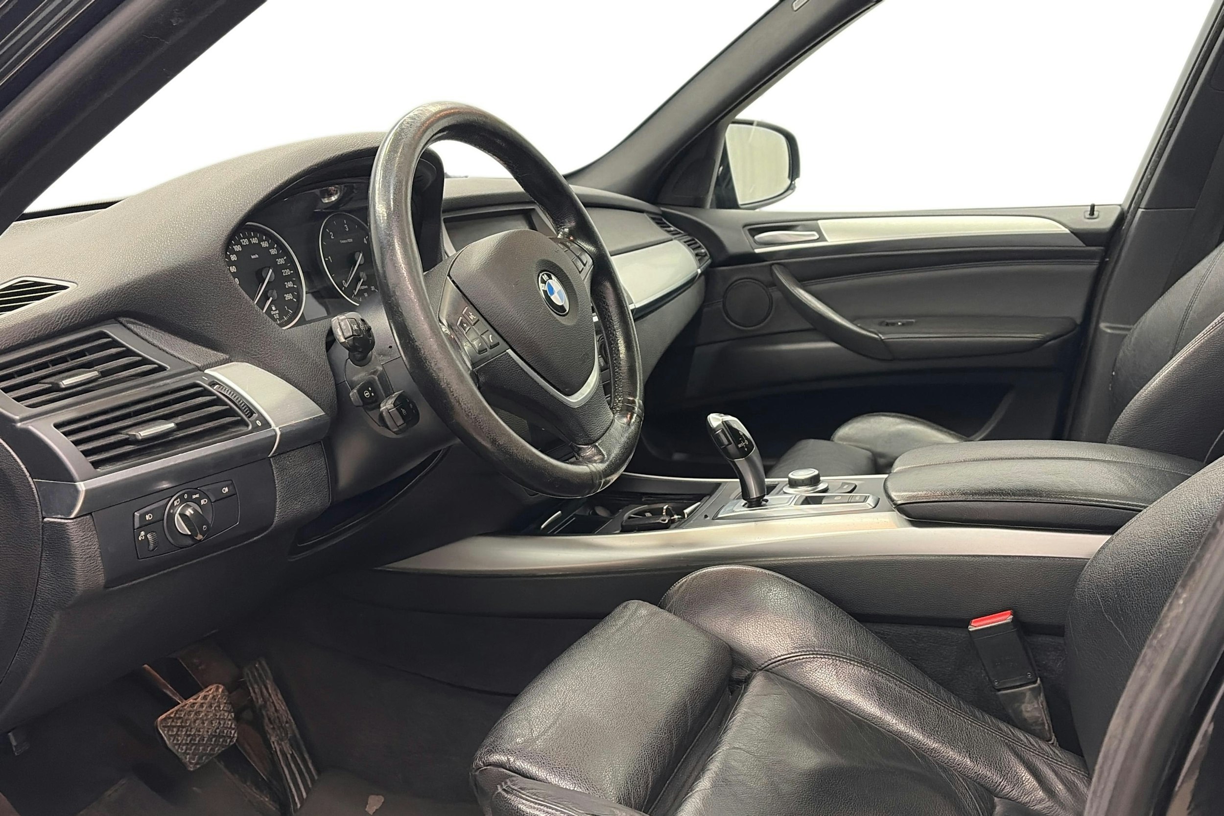 musta BMW X5 2008 kuva 7.