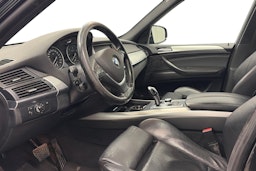 musta BMW X5 2008 kuva 7.