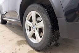 musta BMW X5 2008 kuva 13.