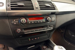 musta BMW X5 2008 kuva 18.