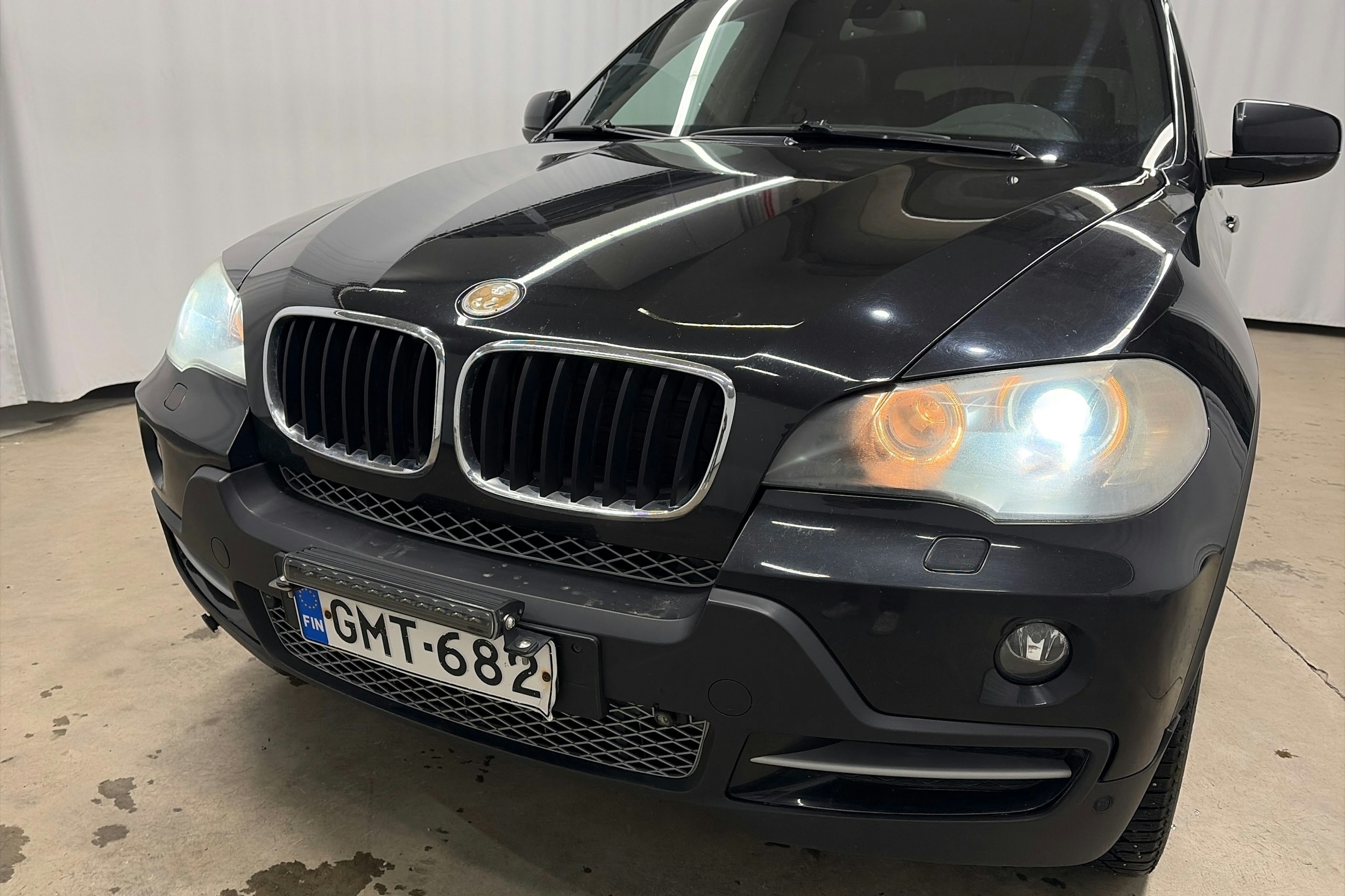 musta BMW X5 2008 kuva 23.