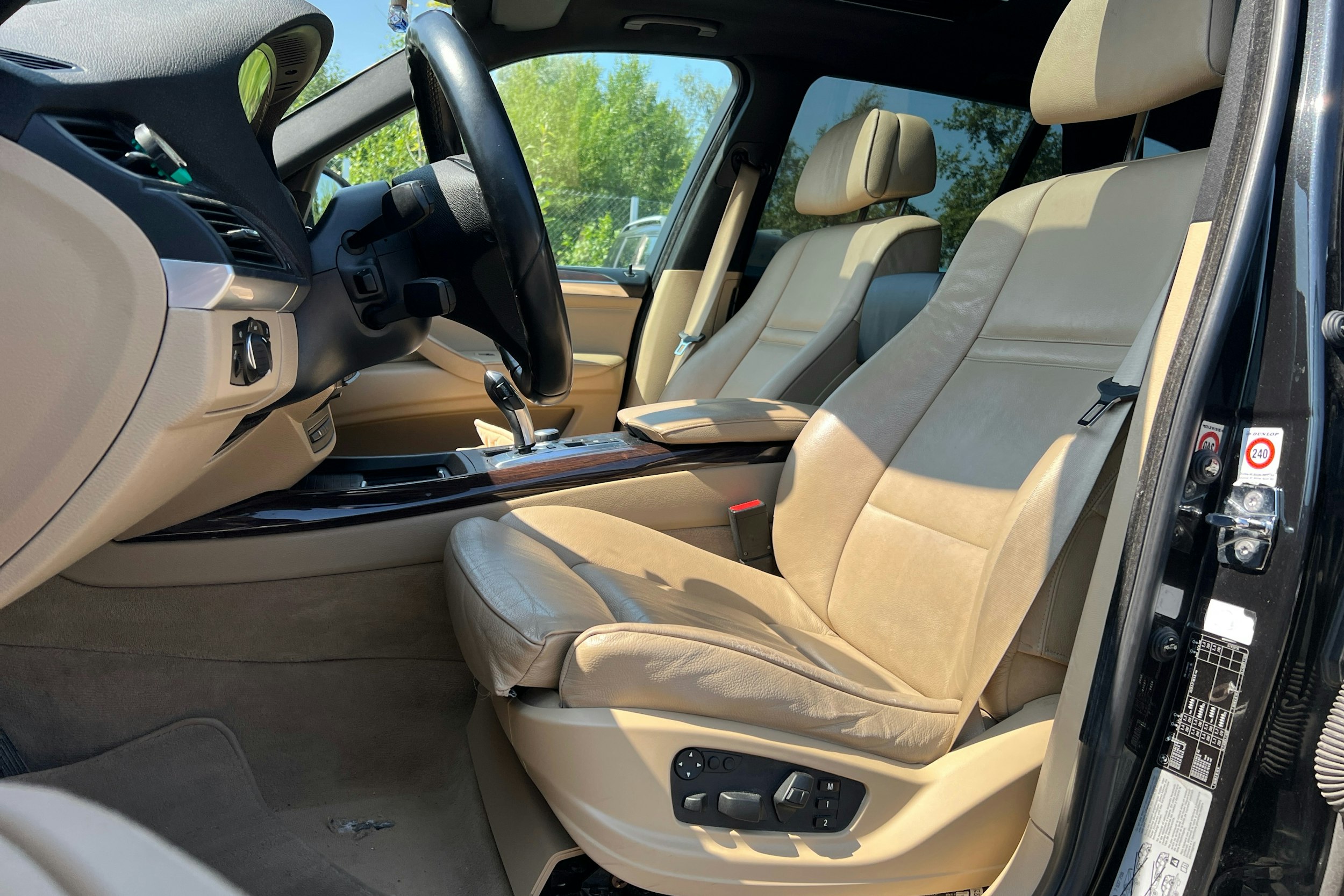 musta BMW X5 2008 kuva 3.