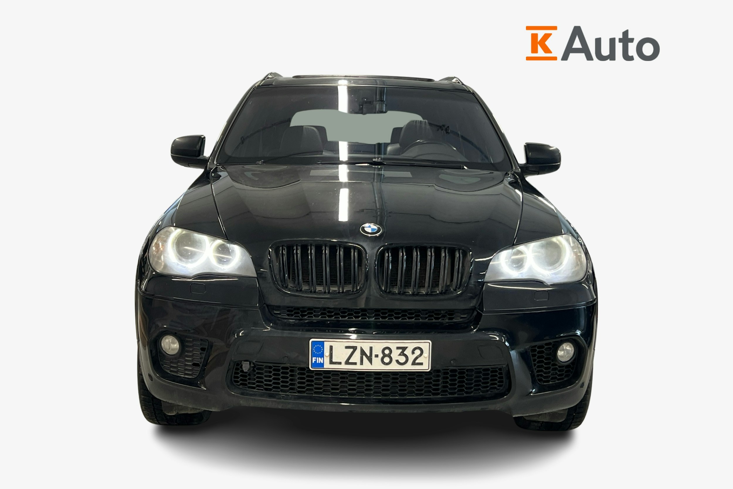 Musta BMW X5 2010 kuva 4.